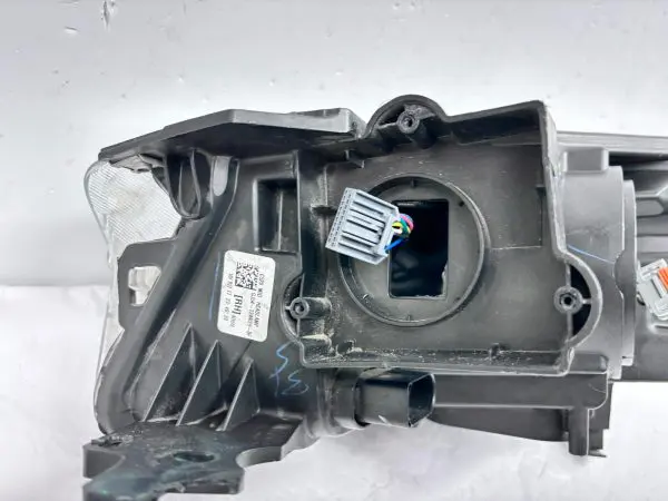 2017 2018 2019 ford escape halogen led front right oem headlight gj5413w029bf - Image 20