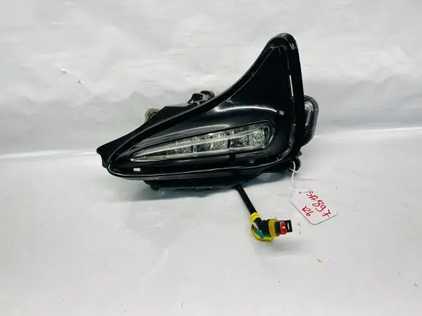 2017 2018 2019 TOYOTA COROLLA LED FRONT LEFT OEM FOG LIGHT DAYTIME RUNNING LIGHT