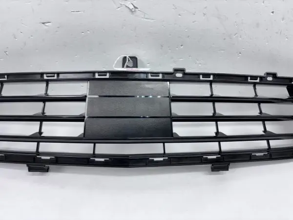 OEM 2020 2021 2022 2023 2024 cadillac xt5 Lower front Bumper grille 84776042 - Image 5