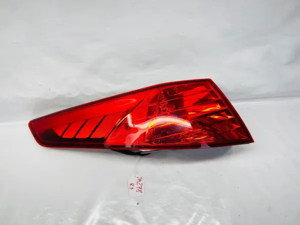 92401-4C  2011 2012 2013 KIA OPTIMA REAR LEFT OEM TAIL LIGHT
