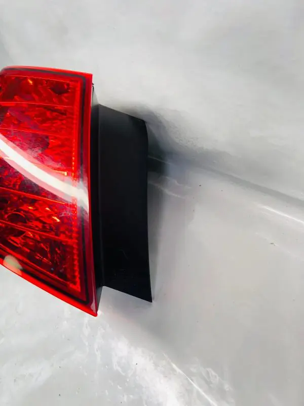 92401-4C  2011 2012 2013 KIA OPTIMA REAR LEFT OEM TAIL LIGHT - Image 3