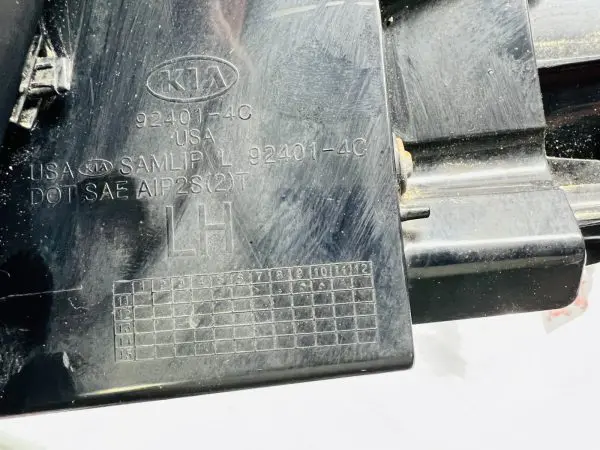 92401-4C  2011 2012 2013 KIA OPTIMA REAR LEFT OEM TAIL LIGHT - Image 9