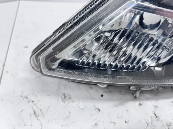 2010 2011 2012 FORD FUSION HALOGEN FRONT LEFT OEM HEADLIGHT - Image 10