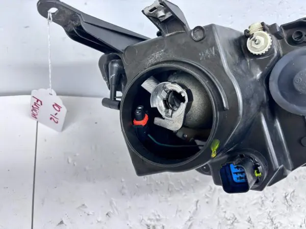 2010 2011 2012 FORD FUSION HALOGEN FRONT LEFT OEM HEADLIGHT - Image 19