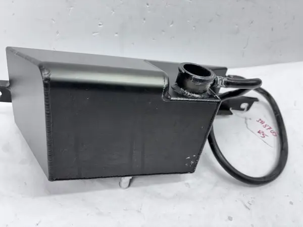 Aluminum Coolant Overflow Reservoir Tank For Nissan Skyline GTR R35 2009-2014 - Image 5