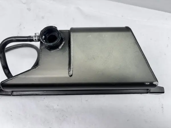 Aluminum Coolant Overflow Reservoir Tank For Nissan Skyline GTR R35 2009-2014 - Image 8