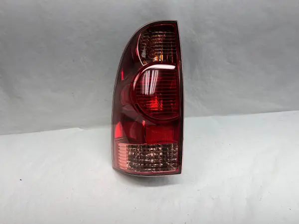mint 2005-2012 2013 2014 2015 toyota tacoma halogen rear left oem tail light