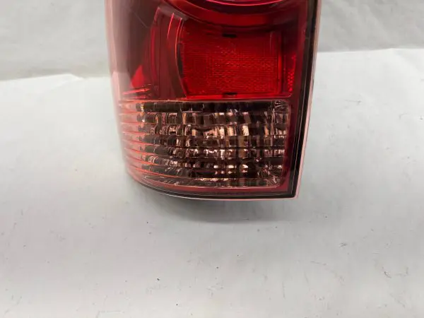mint 2005-2012 2013 2014 2015 toyota tacoma halogen rear left oem tail light - Image 9