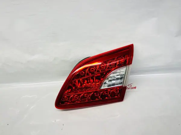 2013 2014 2015 NISSAN SENTRA INNER REAR RIGHT OEM TAIL LIGHT