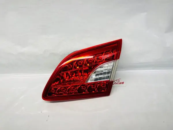 2013 2014 2015 NISSAN SENTRA INNER REAR RIGHT OEM TAIL LIGHT - Image 2
