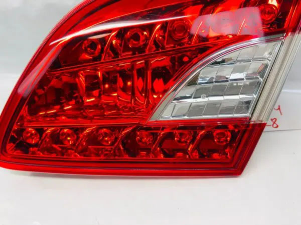 2013 2014 2015 NISSAN SENTRA INNER REAR RIGHT OEM TAIL LIGHT - Image 6