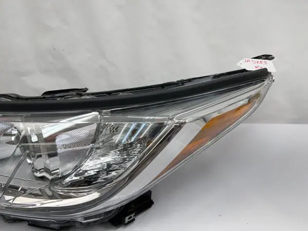 2017 2018 2019 TOYOTA HIGHLANDER HALOGEN FRONT LEFT OEM HEADLIGHT - Image 6