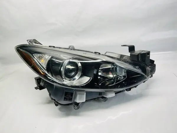 2014 2015 2016 MAZDA 3 HALOGEN FRONT RIGHT OEM HEADLIGHT BPW951030A BJT151030