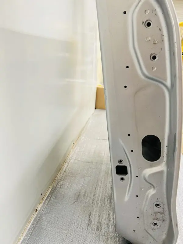 2014 2015 2016 2017 2018  CHEVY SILVERADO 1500 CREW CAB REAR LEFT OEM DOOR - Image 12