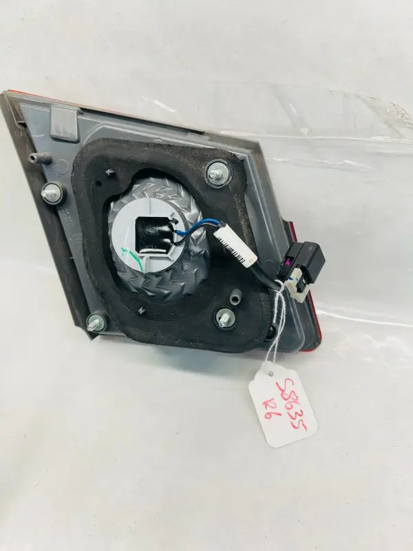 2011 2012 2013 2014 2015 CHEVY CRUZE HALOGEN REAR RIGHT INNER OEM TAIL LIGHT - Image 9