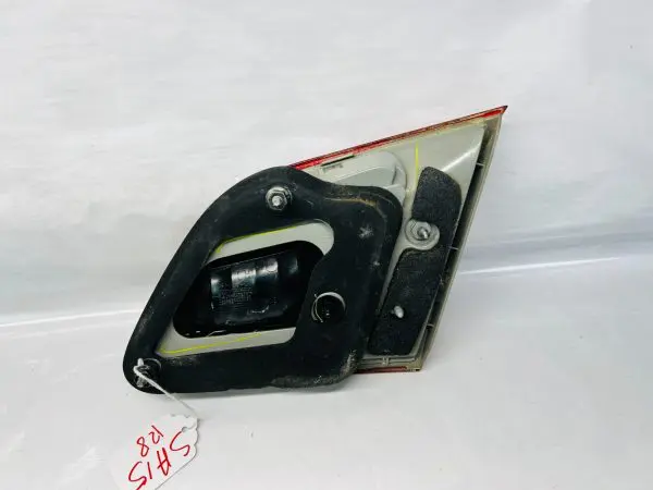 2013 2014 2015 NISSAN SENTRA INNER REAR LEFT OEM TAIL LIGHT - Image 9