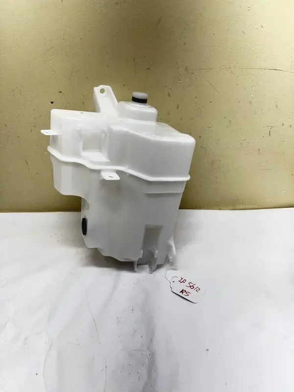 2013 2014 2015 2016 2017 2018 2019 TOYOTA RAV4 WASHER FLUID RESERVOIR