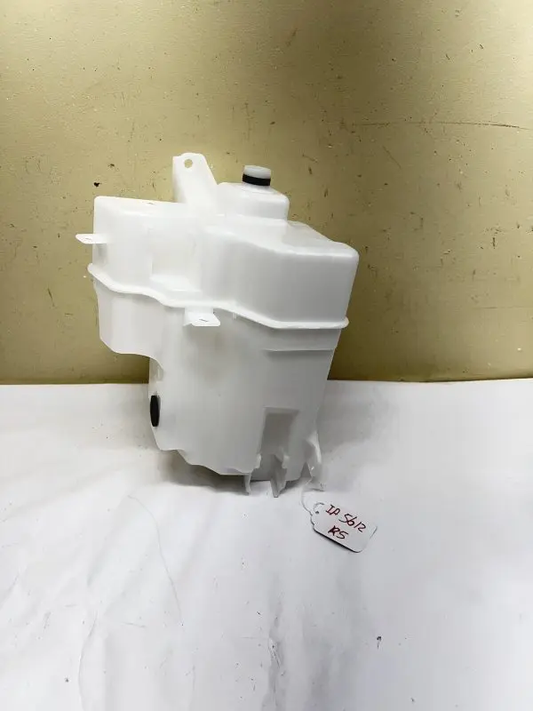 2013 2014 2015 2016 2017 2018 2019 TOYOTA RAV4 WASHER FLUID RESERVOIR - Image 2