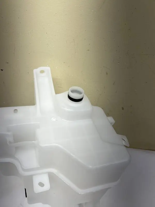 2013 2014 2015 2016 2017 2018 2019 TOYOTA RAV4 WASHER FLUID RESERVOIR - Image 3
