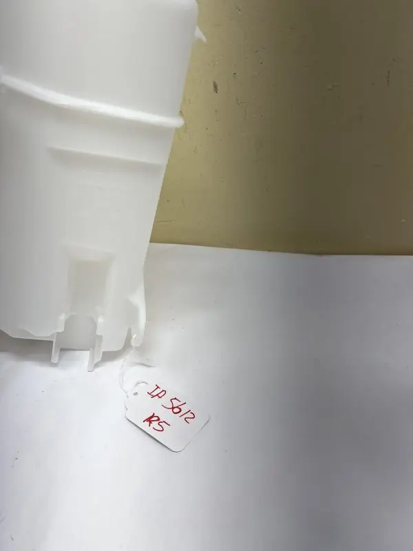 2013 2014 2015 2016 2017 2018 2019 TOYOTA RAV4 WASHER FLUID RESERVOIR - Image 9
