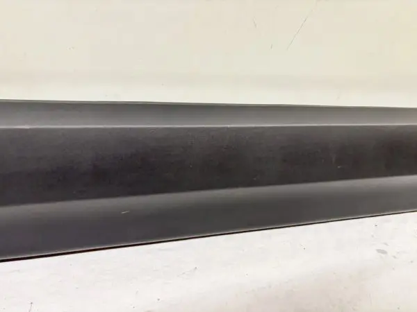 OEM 2022 2023 2024 Rivian R1T Front Left Lower Door Molding Cladding PT00000332 - Image 9