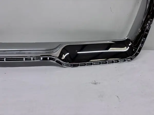 OEM 2018 2019 2020 2021 LINCOLN NAVIGATOR FRONT GRILLE MOLDING TRIM  jl7z8419aa - Image 3