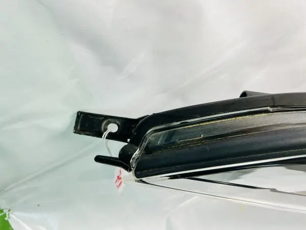 2017 2018 2019 TOYOTA CHR CH-R HALOGEN LED FRONT RIGHT OEM HEADLIGHT PASSENGER - Image 10