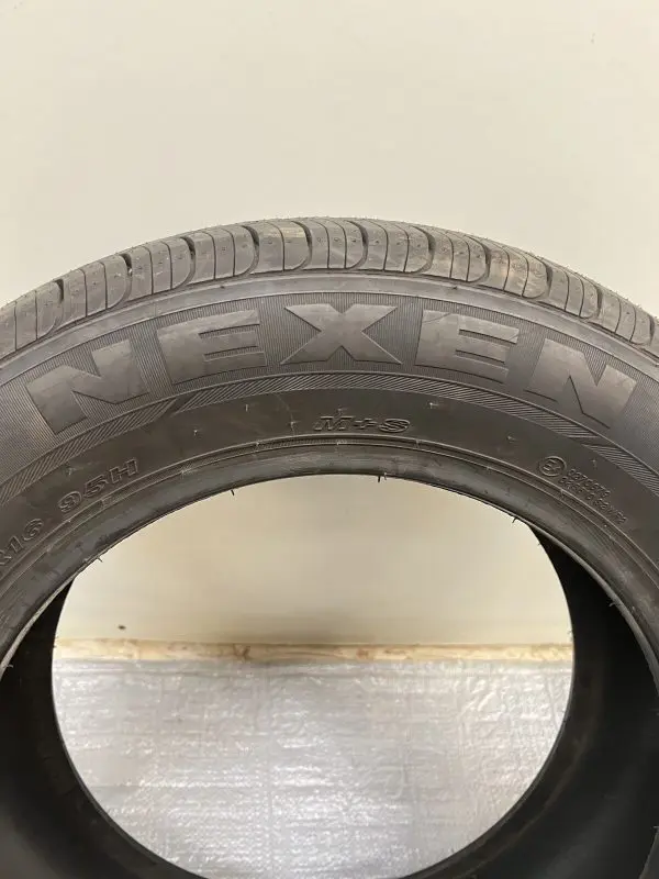 NEXEN TIRE N PRIZ AH8 . 205/65R16. New Tire. 205 65 16. 205/65/16.  95H - Image 2