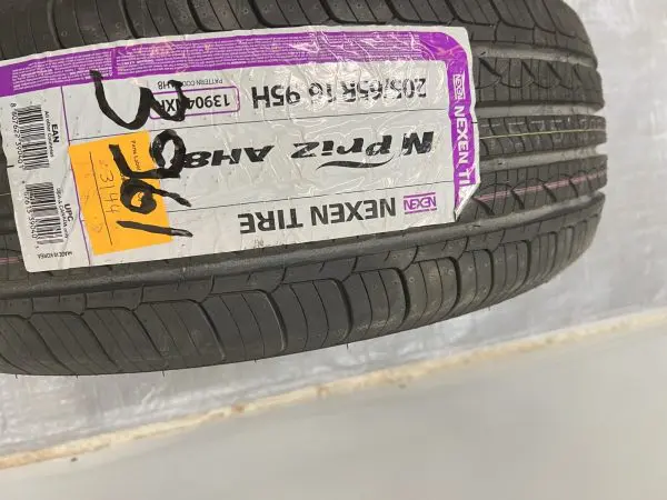 NEXEN TIRE N PRIZ AH8 . 205/65R16. New Tire. 205 65 16. 205/65/16.  95H - Image 10