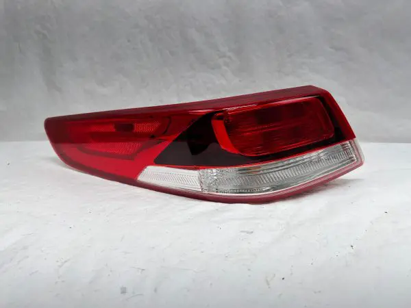 2016 2017 2018 2019 2020 kia optima halogen rear left oem tail light 92401d5000