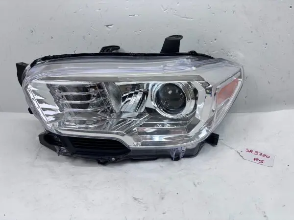 2016 2017 2018 2019 2020 2021 2022 TOYOTA TACOMA HALOGEN LEFT CAPA HEADLIGHT - Image 2