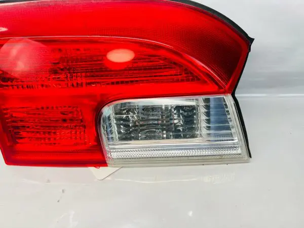 2010 2011 2012 2013 2014 2015 2016 2017 GMC TERRAIN LEFT INNER OEM TAIL LIGHT - Image 2