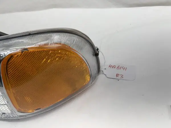 1999-2001 2002 2003 2004 2005 2006 Gmc Sierra Gmc Yukon Front Left Headlight - Image 8