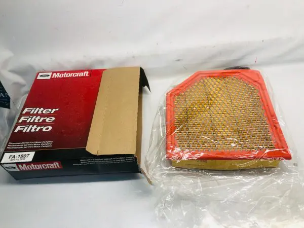 FA-1807 FORD MOTORCRAFT AIR FILTER
