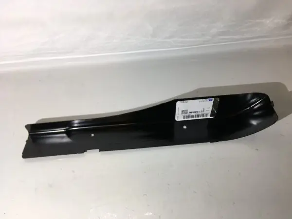 2016 2017 2018 2019 CHEVY SILVERADO ROCKER PANEL REAR LEFT EXTENSION 22738646 - Image 3