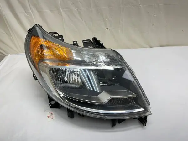 2014 2015 2016 2017 2018 2019 20 21 DODGE PROMASTER HALOGEN RIGHT OEM HEADLIGHT