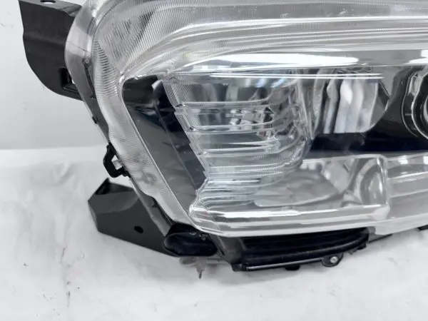 2016 2017 2018 2019 2020 2021 2022 TOYOTA TACOMA HALOGEN LED LEFT OEM HEADLIGHT - Image 10