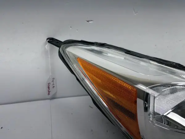 NICE 2014 2015 2016 subaru forester halogen front right oem headlight - Image 7