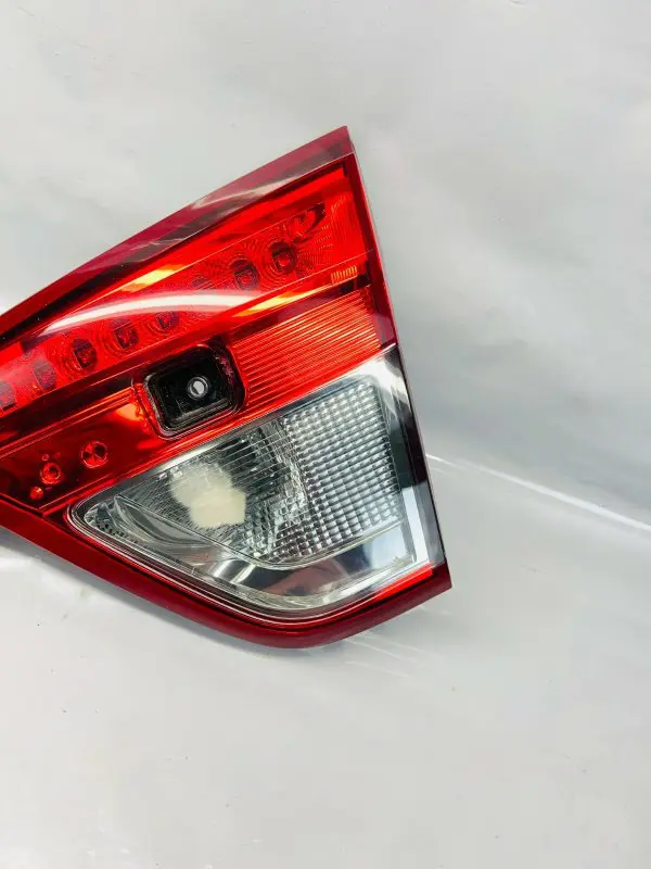84086139  2016 2017 2018 BUICK ENVISION LID REAR RIGHT INNER OEM TAIL LIGHT - Image 9