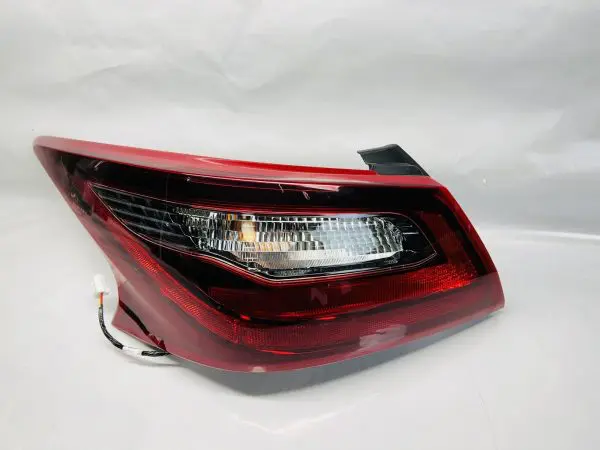 2016 2017 2018 NISSAN ALTIMA DARK  REAR LEFT OEM TAIL LIGHT