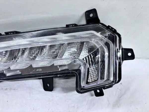 2016 2017 2018 CHEVY MALIBU LED LEFT DAY TIME RUNNING LIGHT FOG LIGHT 22982837 - Image 2