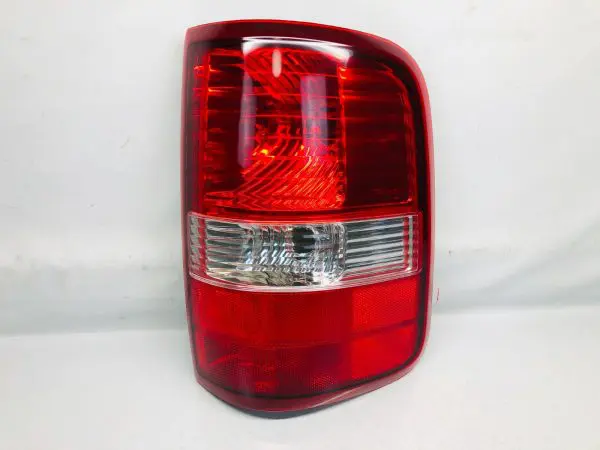 NICE 5L3Z13404CA, 2004 2005 2006 2007 2008 FORD F150 REAR RIGHT OEM TAIL LIGHT