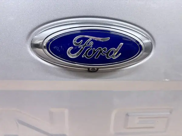 2019 2020 2021 2022 2023 FORD RANGER REAR OEM TAILGATE SILVER TAIL GATE - Image 9
