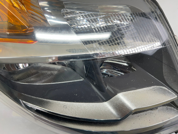 2014 2015 2016 2017 2018 2019 20 21 DODGE PROMASTER HALOGEN RIGHT OEM HEADLIGHT - Image 10