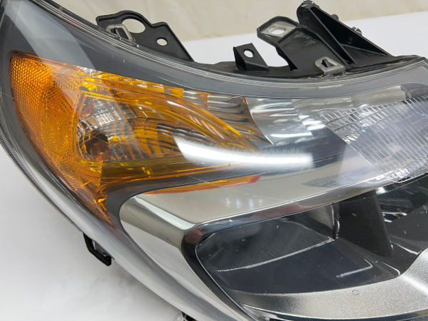 2014 2015 2016 2017 2018 2019 20 21 DODGE PROMASTER HALOGEN RIGHT OEM HEADLIGHT - Image 11