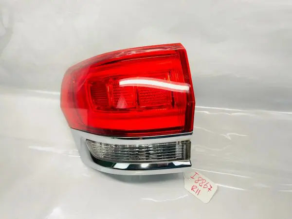 68110017AC 2014 2015 2016 2017 2018 JEEP GRAND CHEREKEE LEFT OEM TAIL LIGHT - Image 2