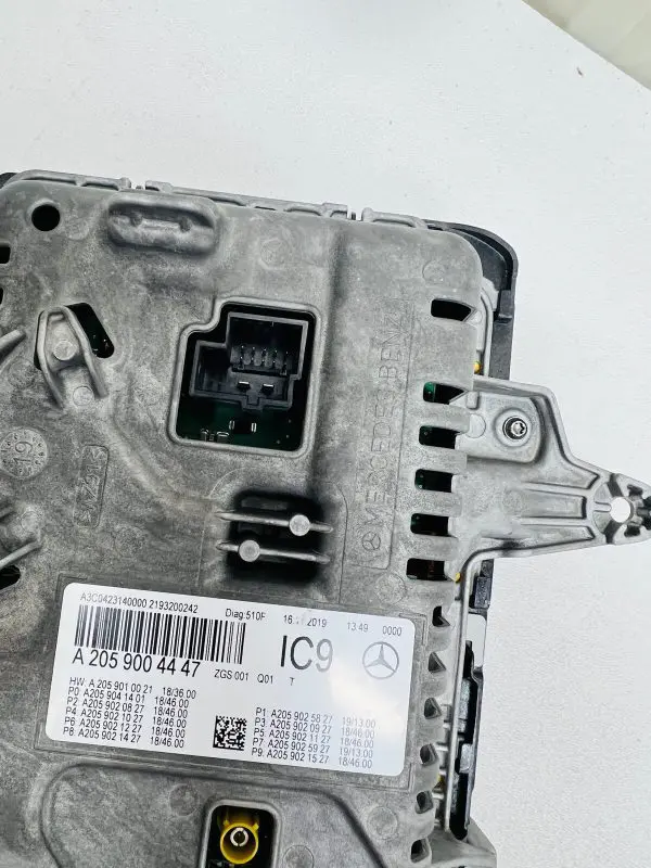 2019-2023 MERCEDES-BENZ GLC INSTRUMENT CLUSTER CONTROL UNIT A2059004447 GENUINE - Image 11