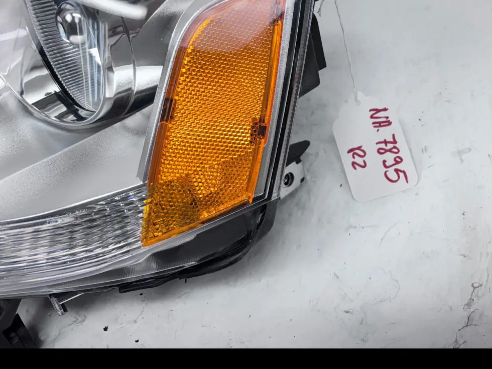 2008 2009 2010 2011 2012 2013 2014 DODGE AVENGER  HALOGEN LEFT CAPA HEADLIGHT - Image 10