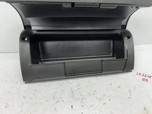 OEM CLOVE BOX 2007-2011 2012 2013 2014 Chevy Silverado 1500 2500 3500 25826741 - Image 9