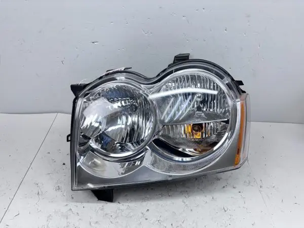For 2005 2006 2007 JEEP GRAND CHEROKEE LEFT HEADLIGHT HALOGEN
